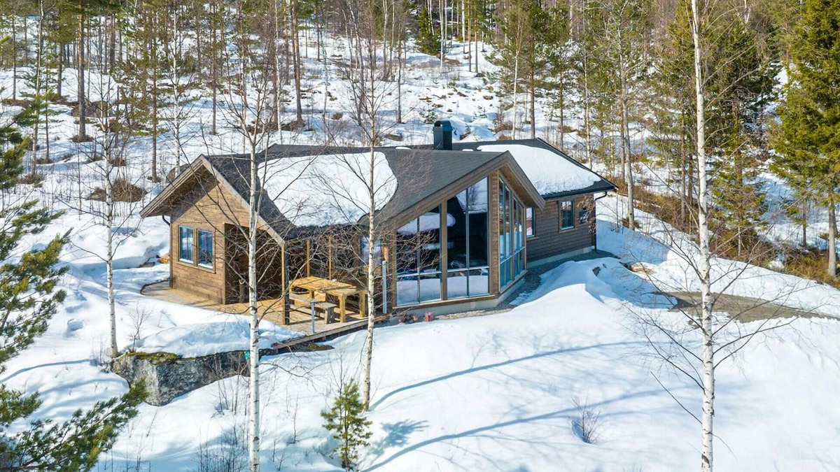 Nissedal House | Lovely home in Treungen with sauna