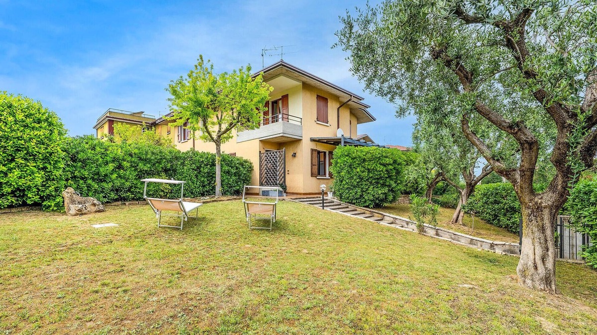 Rivoltella House | Lovely home in Desenzano del Garda