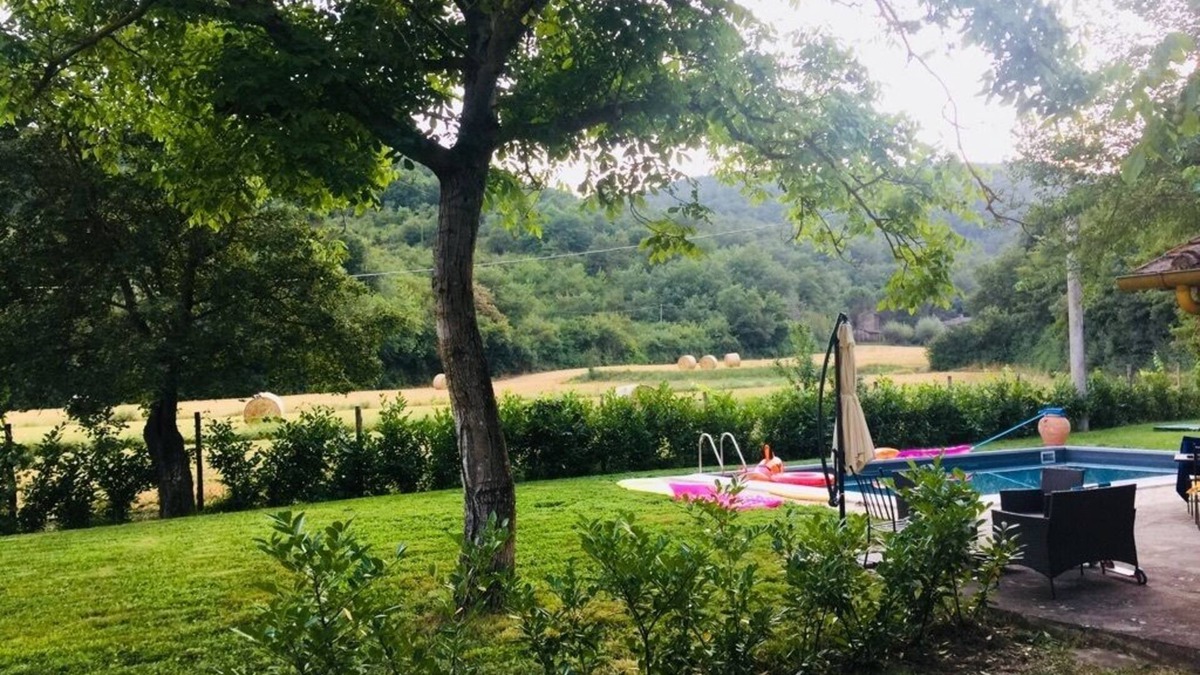 Bivio Lugnano Cottage | Lovely cottage on Tuscany border with private pool