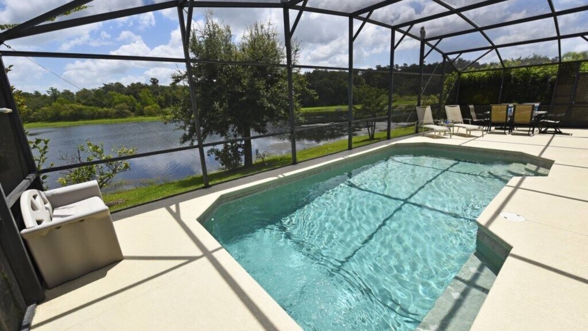 Buena Ventura Lakes House | Lovely Lakeside 4-Bed Pool Home at Villa Sol-3125