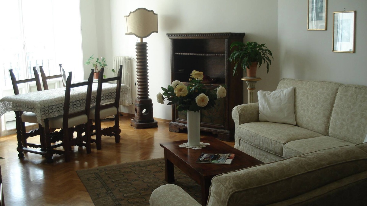 San Niccolo Apartment | LOVELY, LARGE, AFFORDABLE APT WITH MAJESTIC VIEW-PONTE VECCHIO