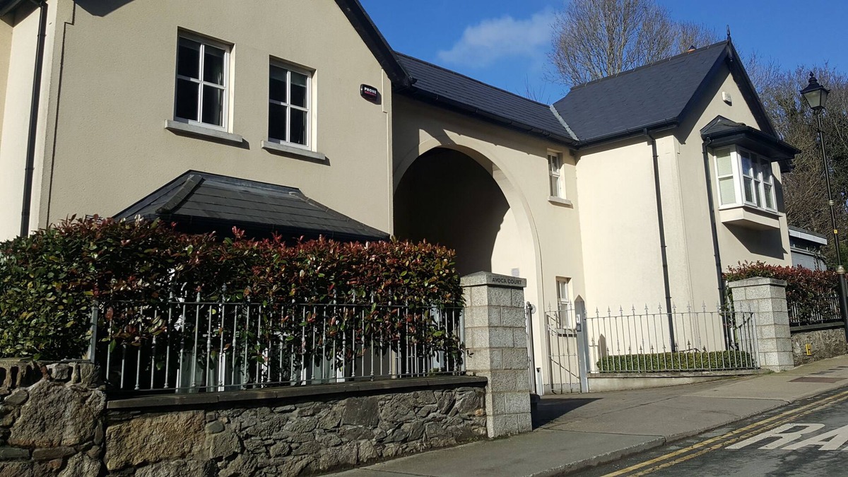 Avoca House | Lovely light filled townhouse in Avoca