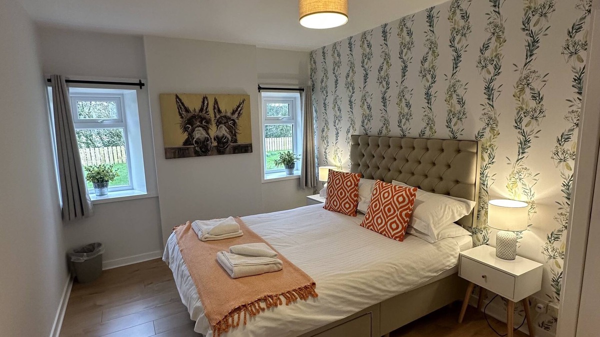 Newton Stewart House | Lovely lodge on Machermore Castle estate