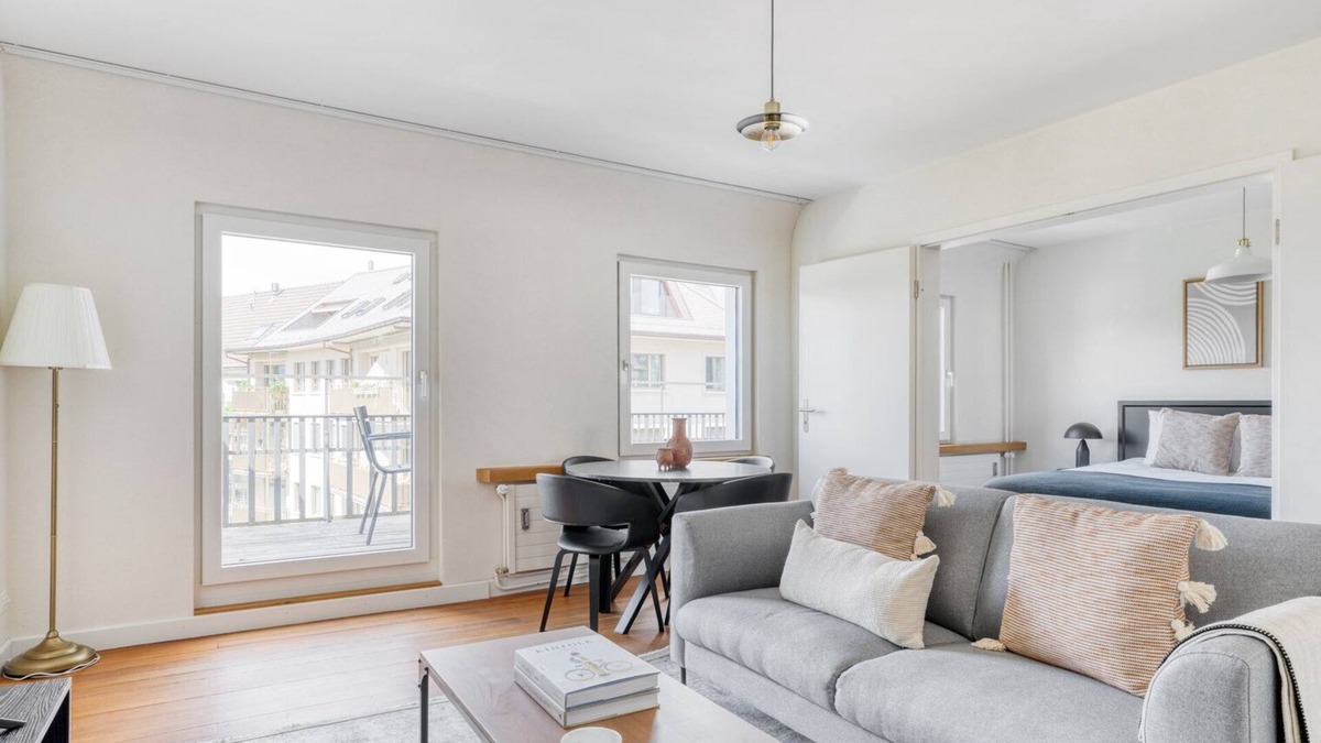 District 8 Apartment | Lovely Mühlebach 2.5 Room 2 mins walk to market, by Blueground