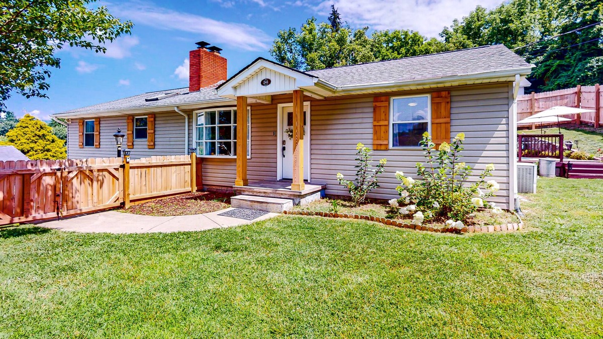 Canton House | Lovely modern home with private yard, swimming pool, firepit, & mtn views