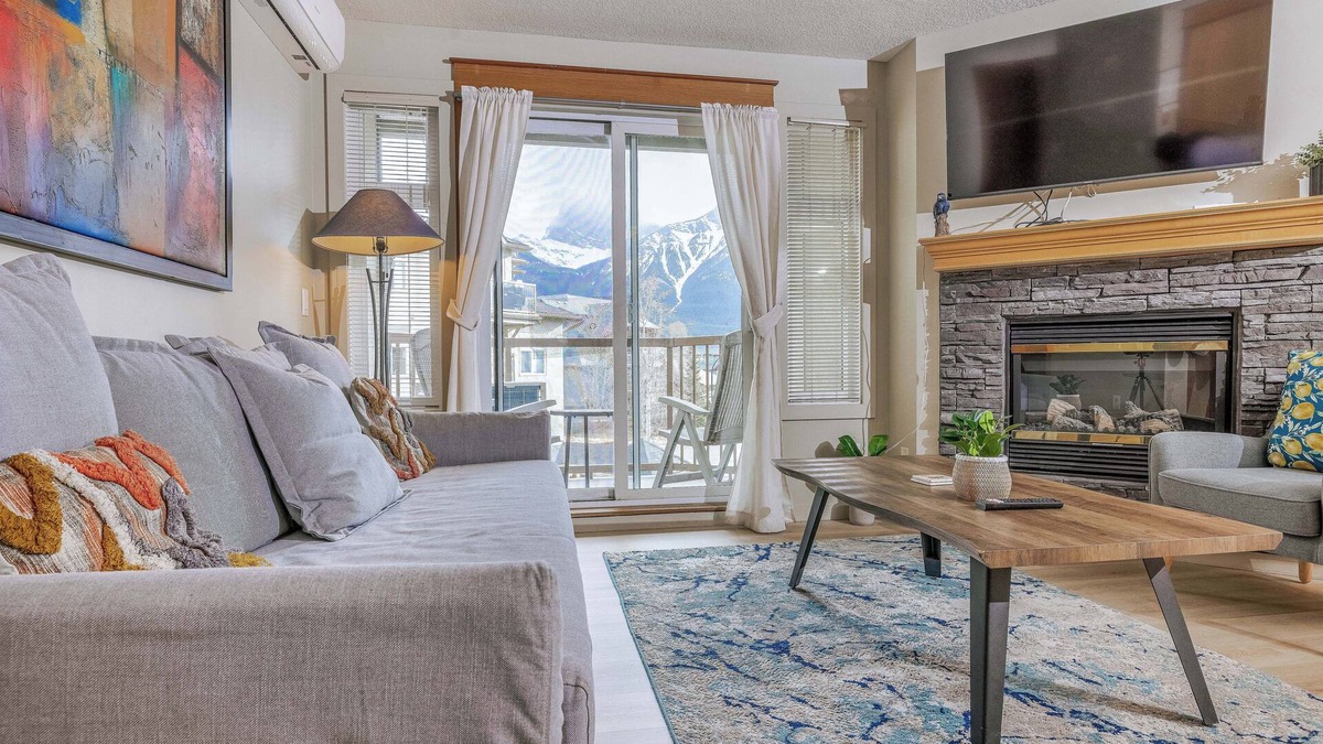 Canmore Apartment | Lovely Mountain View 2BR 5BED