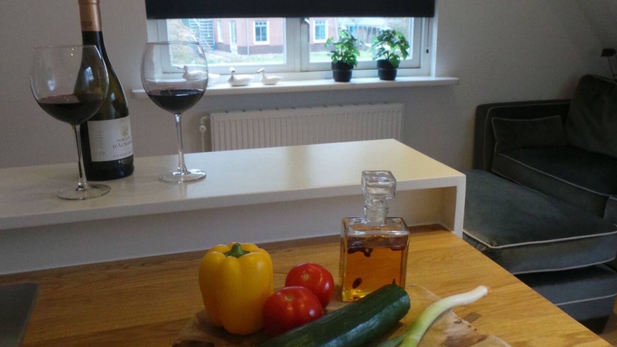 Municipality of Wijdemeren Apartment | Lovely new apartment, complete tranquility just 15 minutes from Amsterdam
