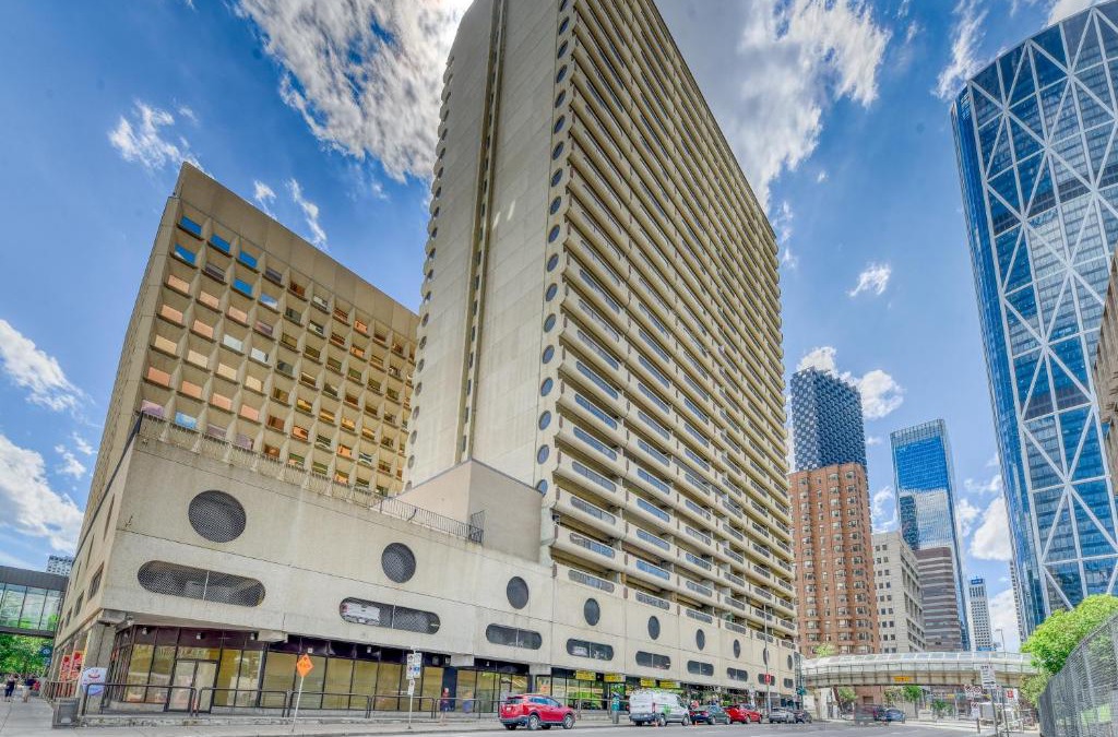 Downtown Calgary Apartment | Lovely New Renovated 1-bedroom with Free Parking