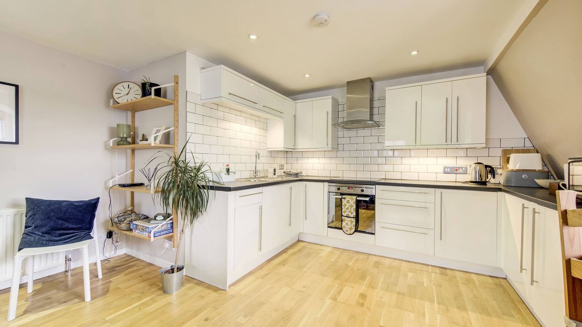 Coldharbour Apartment | Lovely one bedroom flat in Brixton