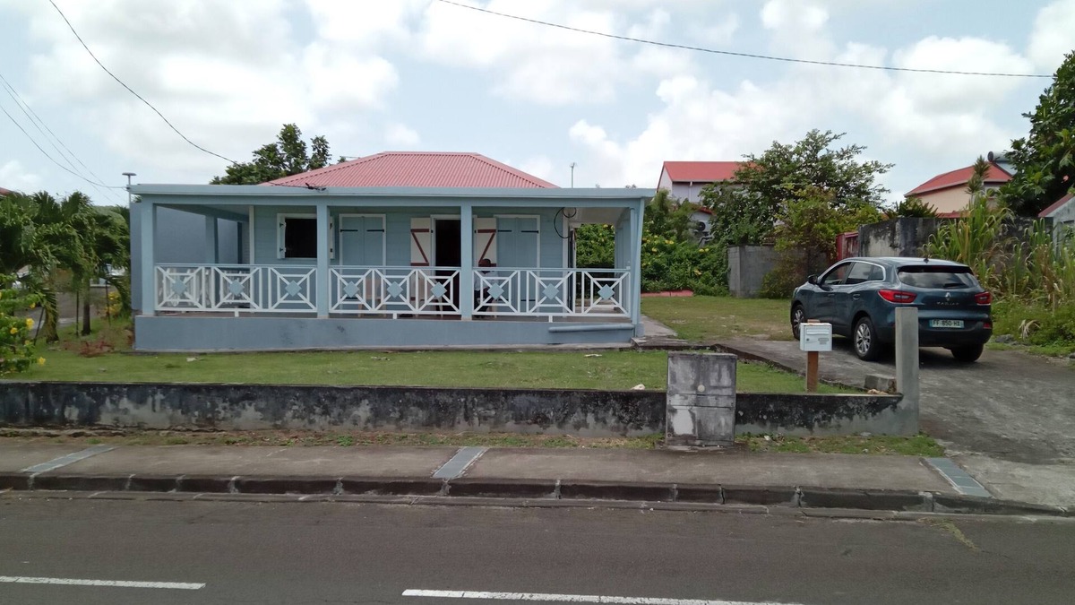 Saint-Louis House | Lovely period wooden house 30 m from the beach for family vacations.