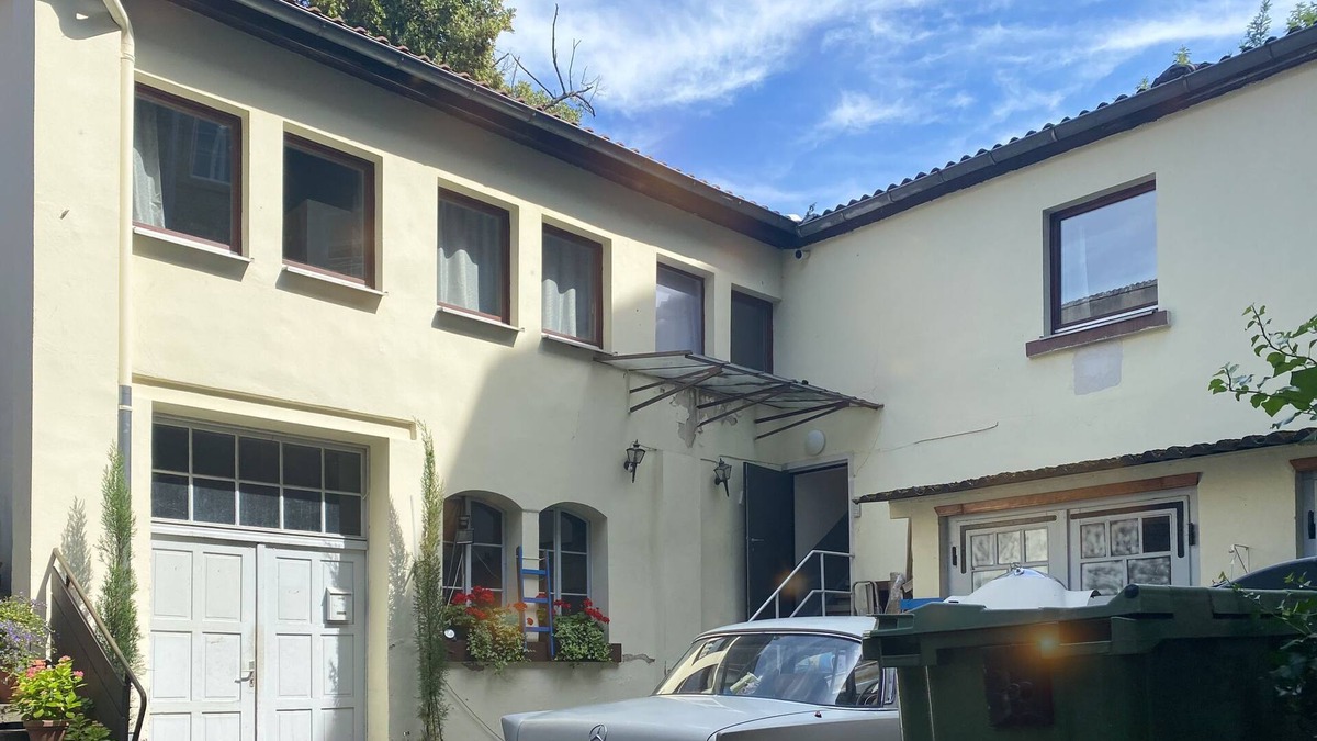 Karlsruhe City Centre Apartment | Lovely private room in the city #2