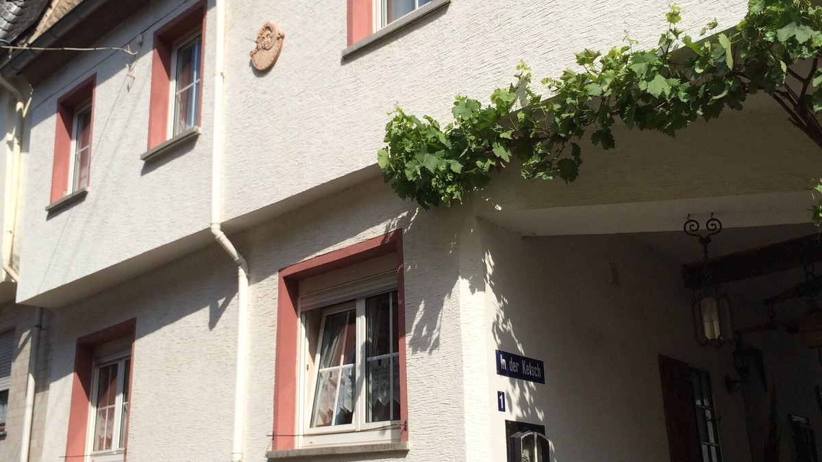 Wolf House | Lovely restored 4 star vacation home
