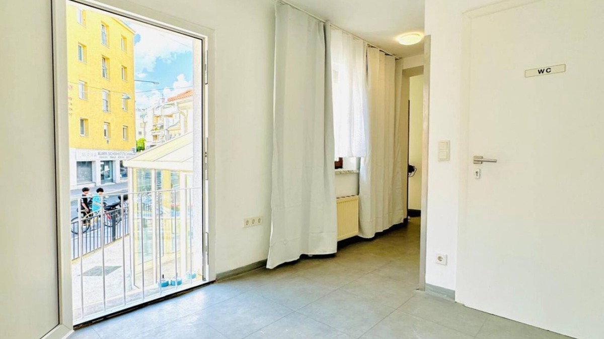 Grinzing Apartment | Lovely Room in Shared Apt 10 Min Walk to FAC Platz