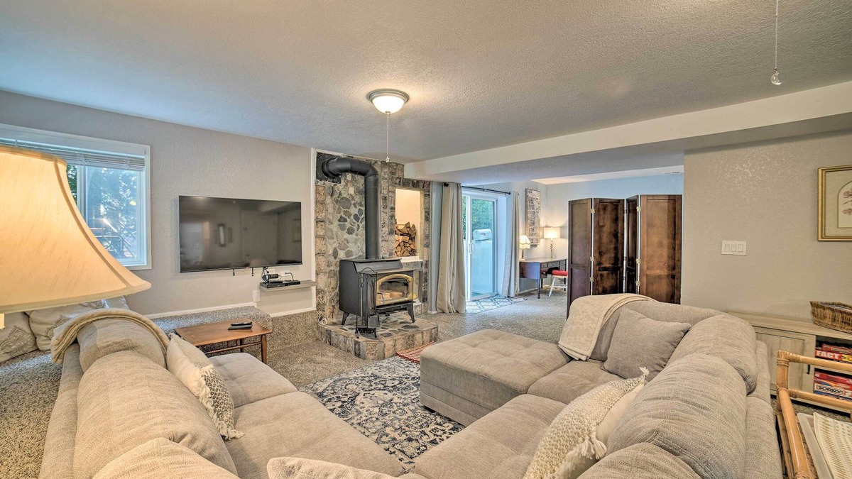 Everett Apartment | Lovely Snohomish Studio Near Boating & Hiking