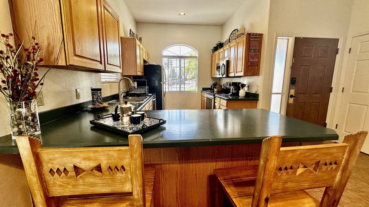 San Ignacio Vista II Estates Villa | Lovely SW 1 Bdrm Villa w/gorgeous Mt View. Great golfing and hiking!