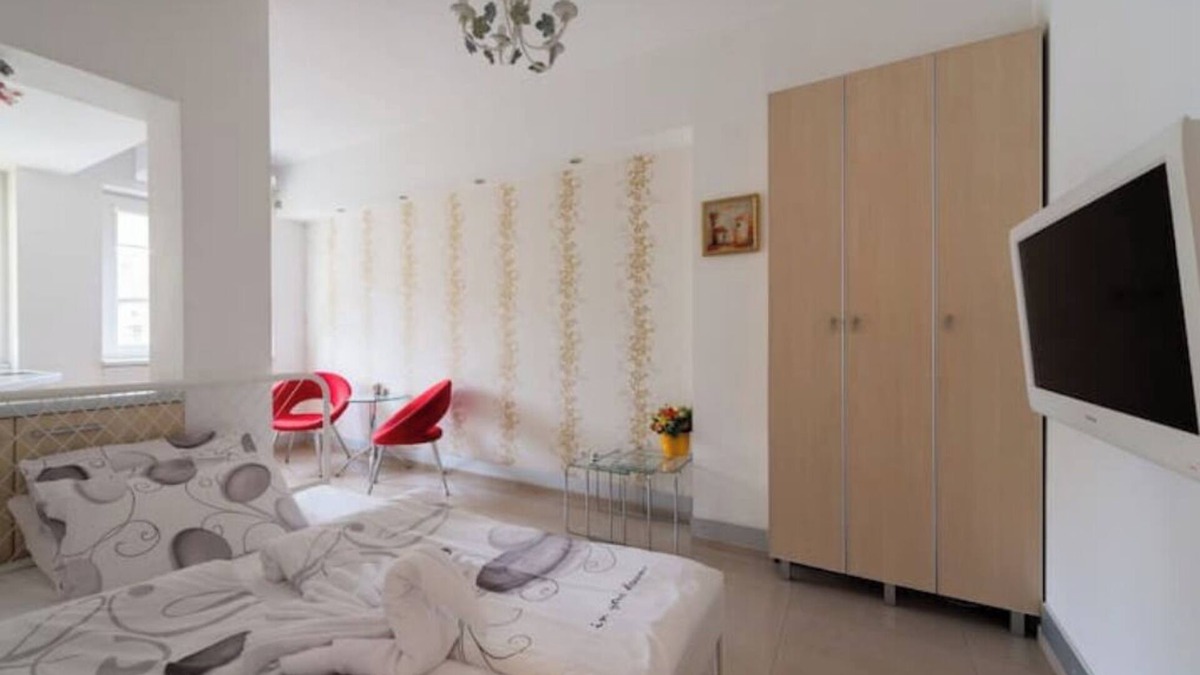 Sofia Apartment | Lovely Top Center Studionn