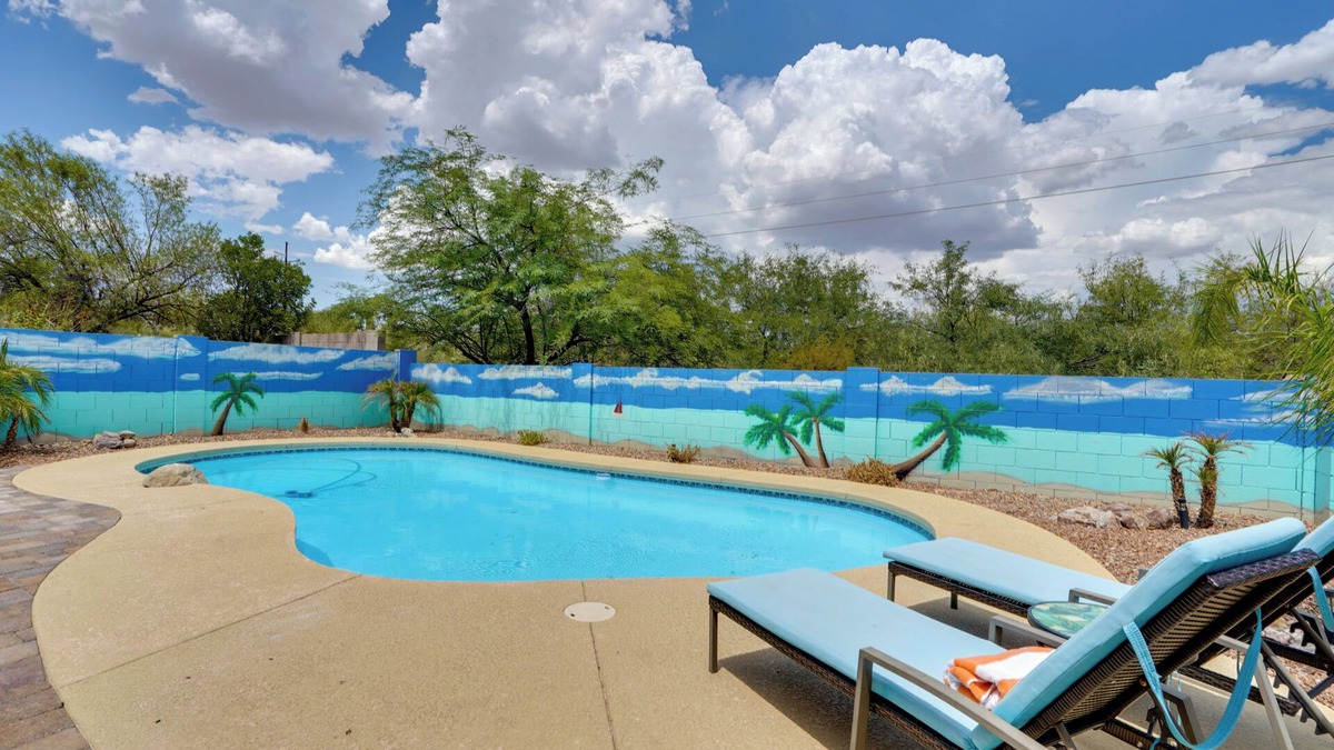 Copper Creek Cottage | Lovely Tucson Home w/Pool & Mountain Views