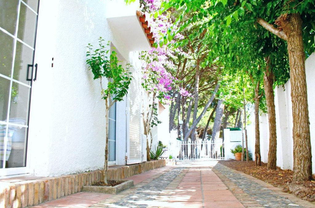 Cambrils House | Lovely villa next to the beach