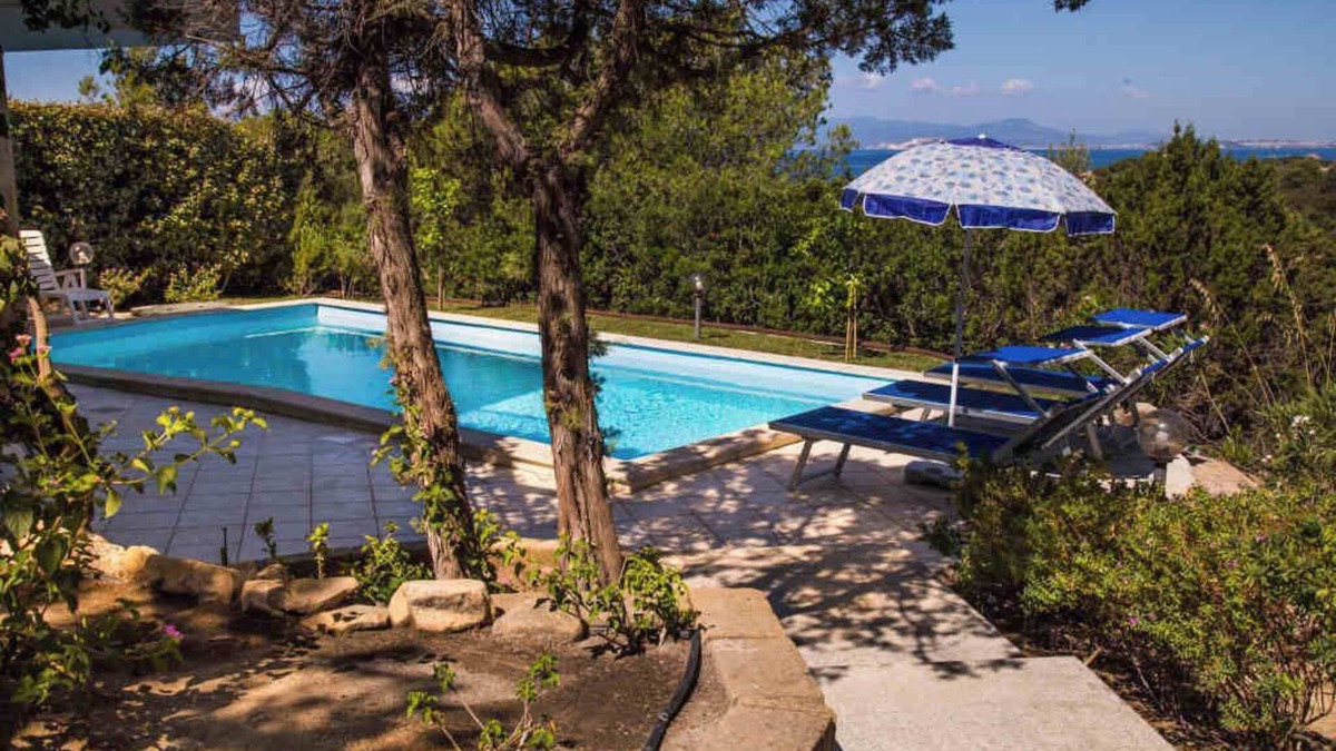 Quartu Sant'Elena Villa | Lovely Villa, Panoramic View, Garden, Swimming Pool, Near The Sea
