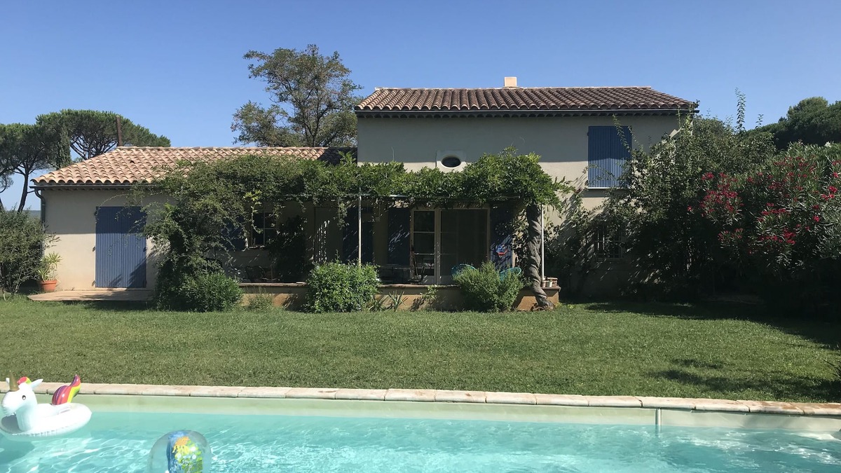 Bagnols-sur-Ceze House | Lovely, well-fenced family home.