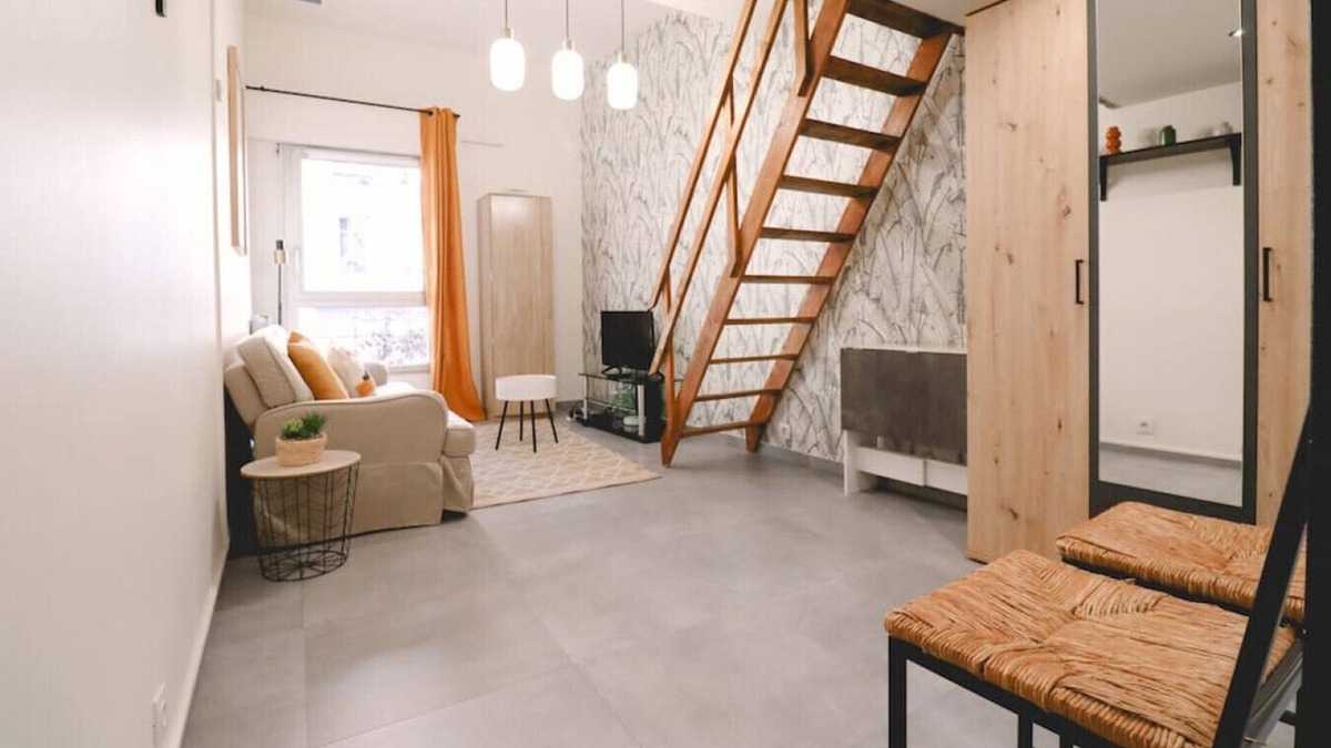 Charenton-le-Pont Apartment | Lovelystudio-charenton-allrenovated