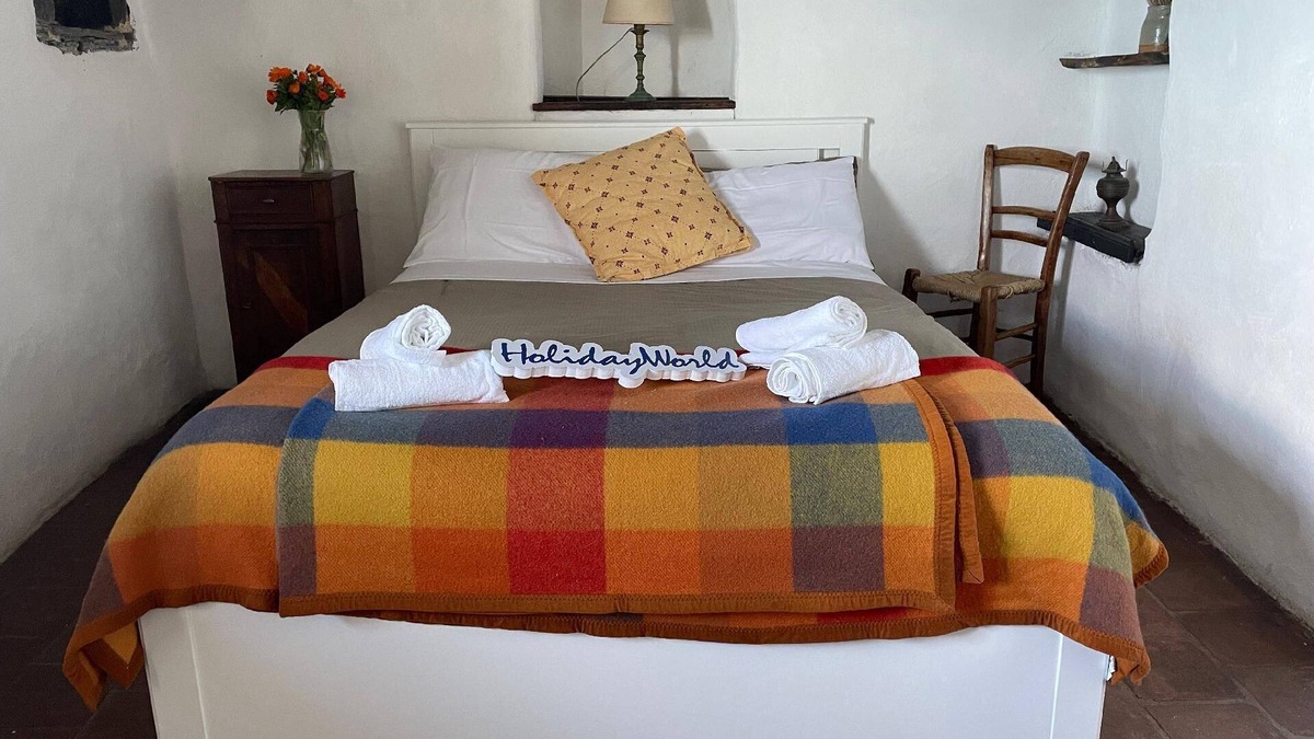 Bajardo Apartment | Lovers Nest by Holiday World