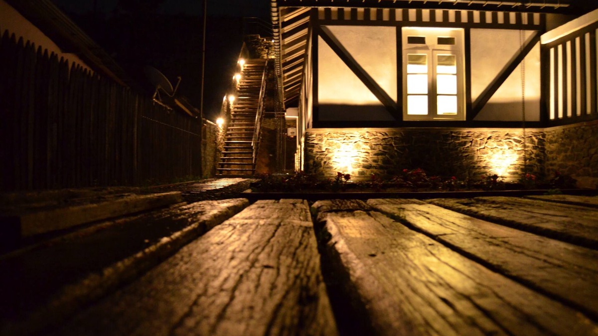 Nuwara Eliya Bed & Breakfast | Loversleap Cottage