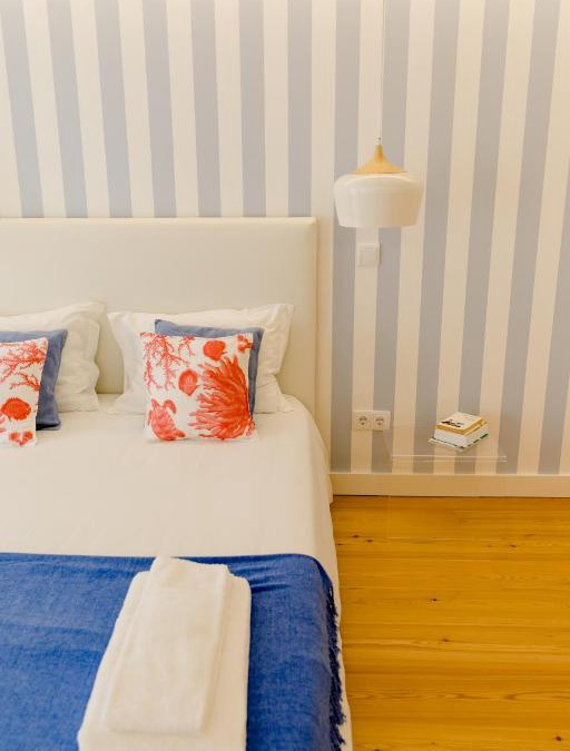 Sacramento Apartment | Loving Chiado