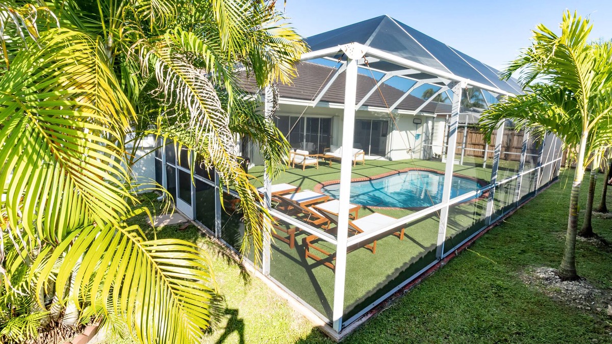Richmond West House | LOVING DREAM VACATION HOME