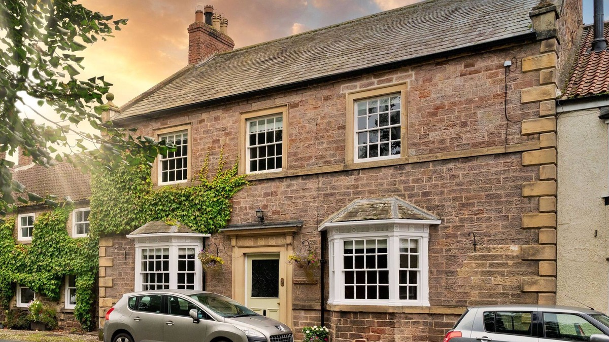 Catterick House | Low Green Cottage by Interhome