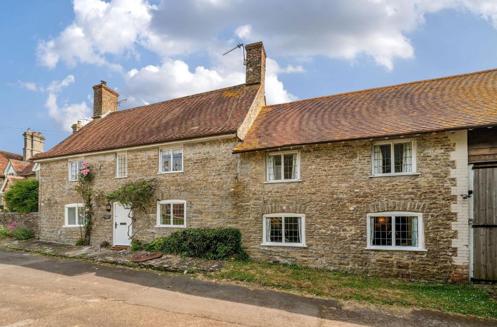 Stalbridge House | Lower Farm Cottage