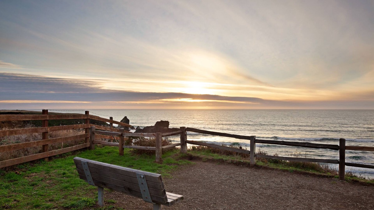 Gualala Cottage | Lower-level cottage with ocean views, fireplace, furnished deck, & internet