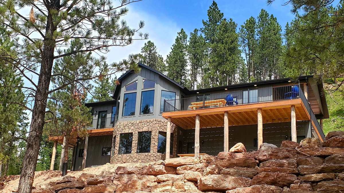 Spearfish House | Lower Level of Mountain Home 10 minutes from Downtown Spearfish