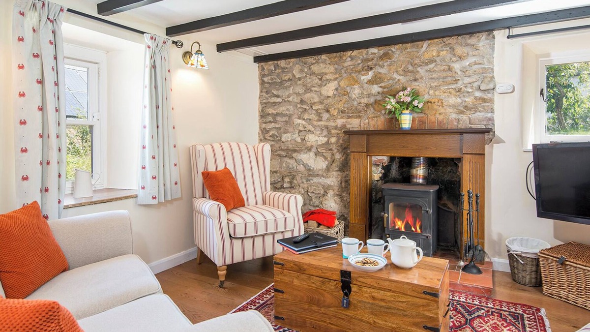 St Brides Cottage | Lower Lochvane, Holiday Cottage Lochvane, nr Solva, Sleeps 4, 2 bedrooms, bathrooms