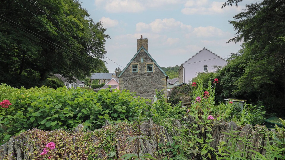 Tan-y-groes Cottage | Lower Vestry