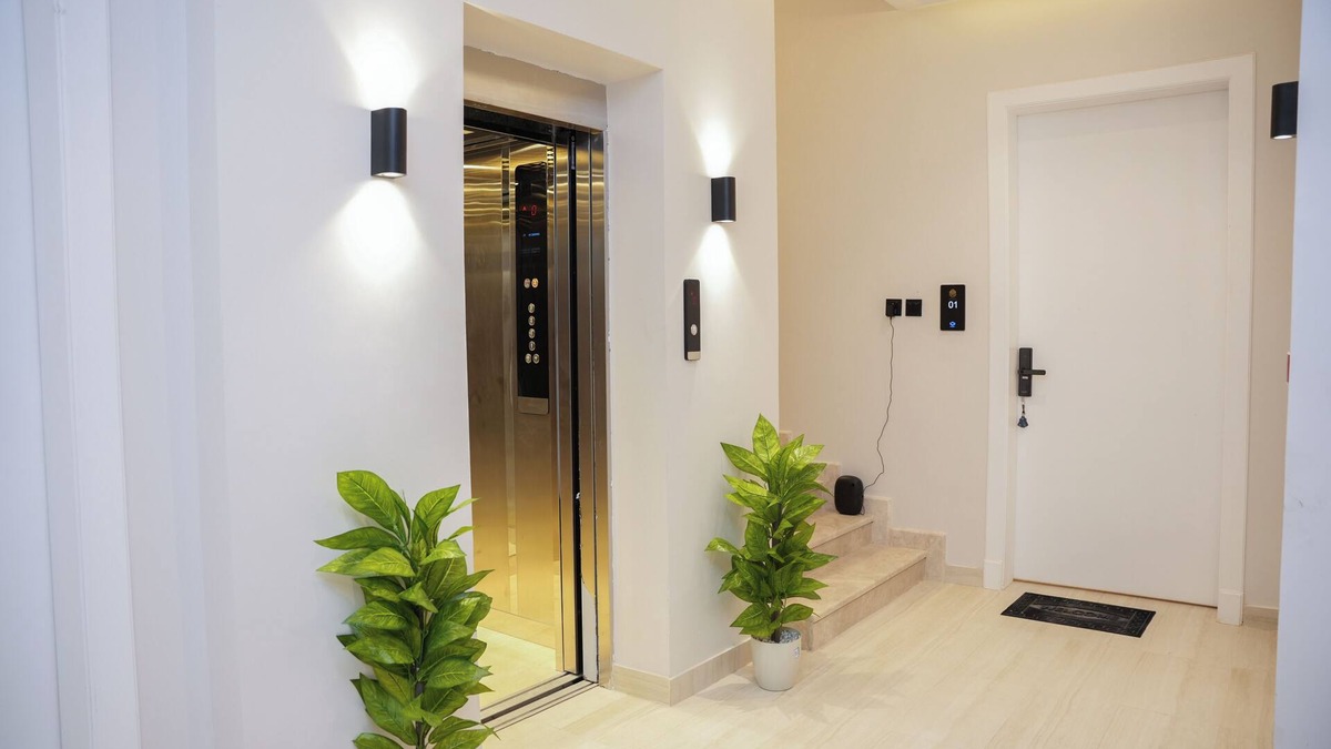 Riyadh Apartment | LP45.11 - Luxury 1BR Apartment in Al Arid