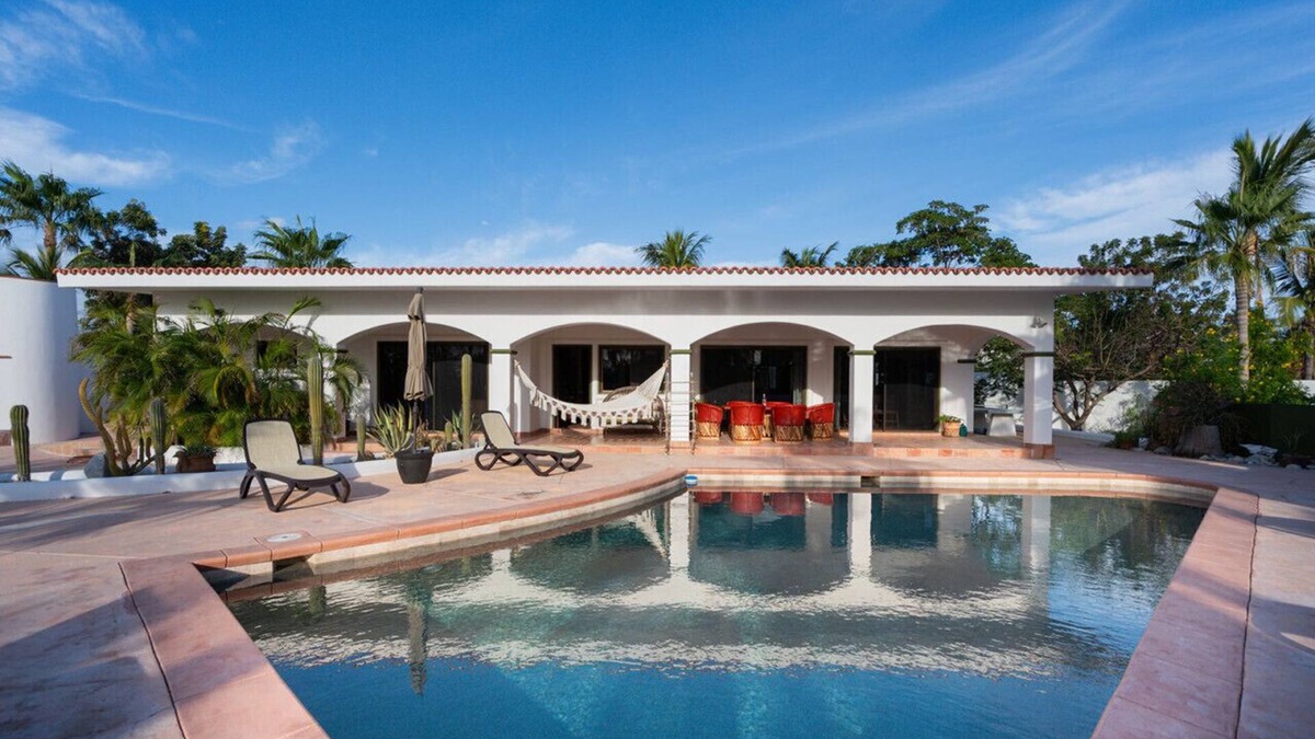 Los Barriles Apartment | LPG- Pool Oasis, Close to the Beach and Pickleball