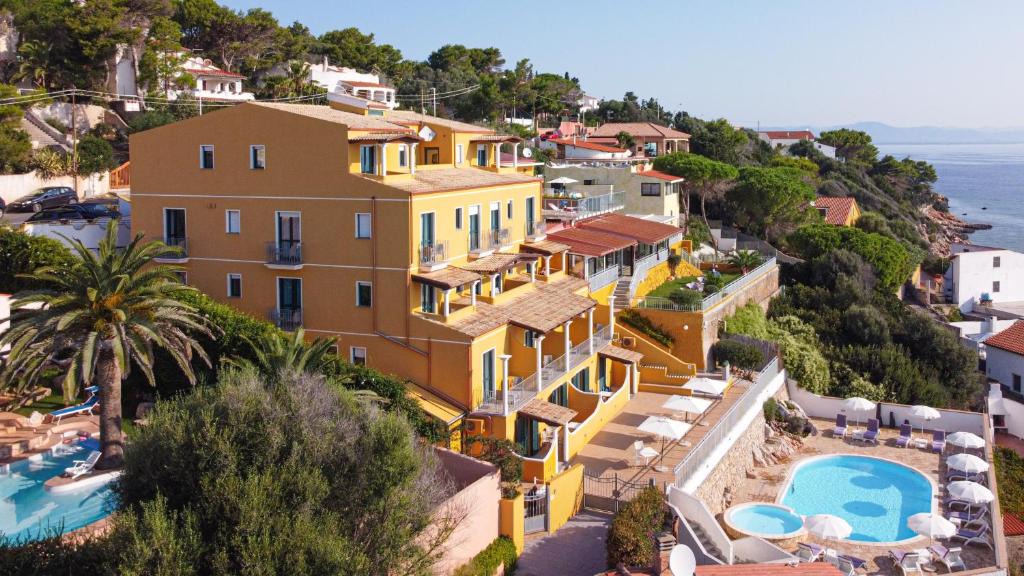 Maladroscia Hotel | Lu' Hotel Maladroxia