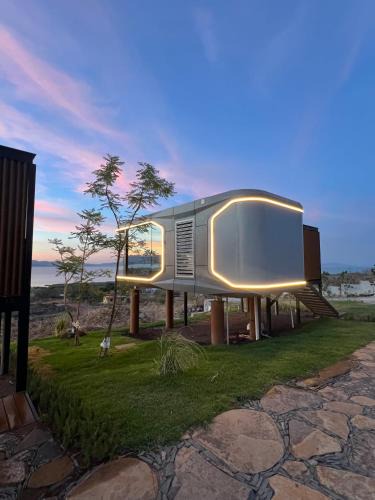 Tuxcueca Hotel | LUA Capsule Rooms