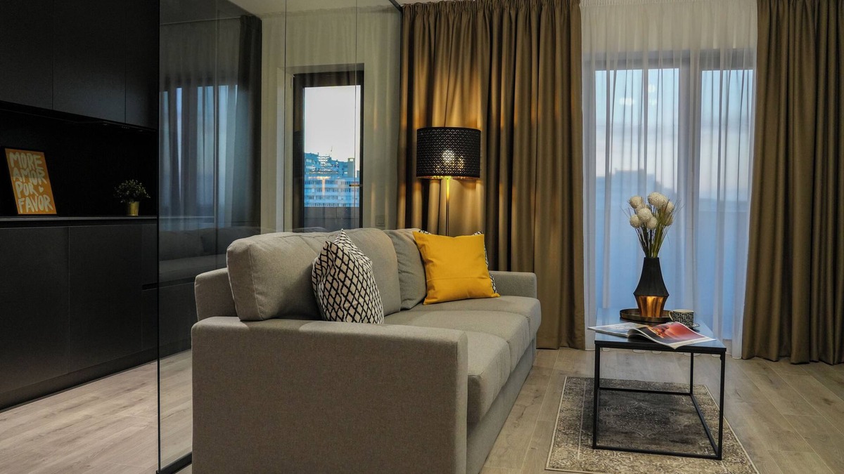 Sector 2 Apartment | Luca