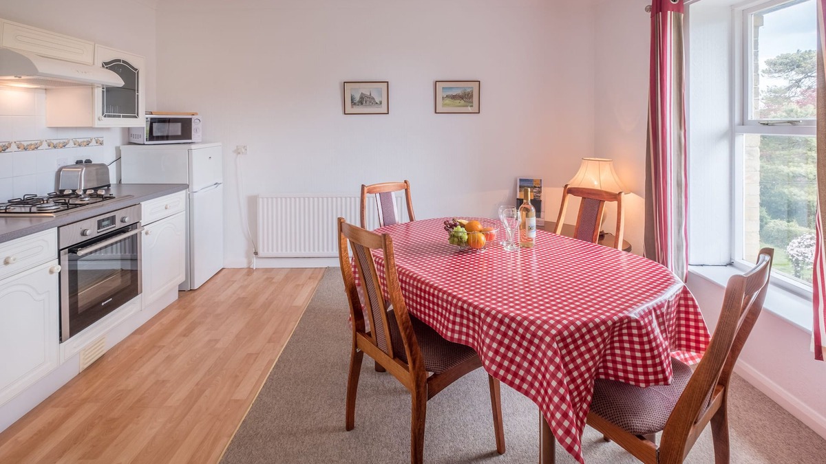 Shanklin Apartment | Luccombe Villa Holiday Apartments - Luccombe View apartment