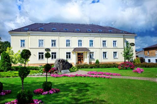 Ludza Hotel | Lucia with Self Check-in