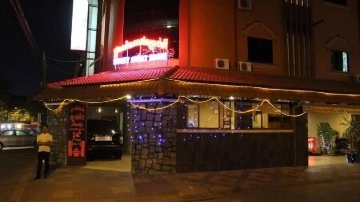 Prampir Makara Hotel | Lucky 1 Guesthouse