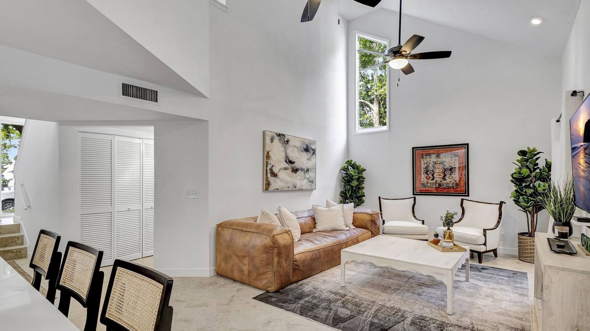 Jupiter Landing House | Lucky Landing's