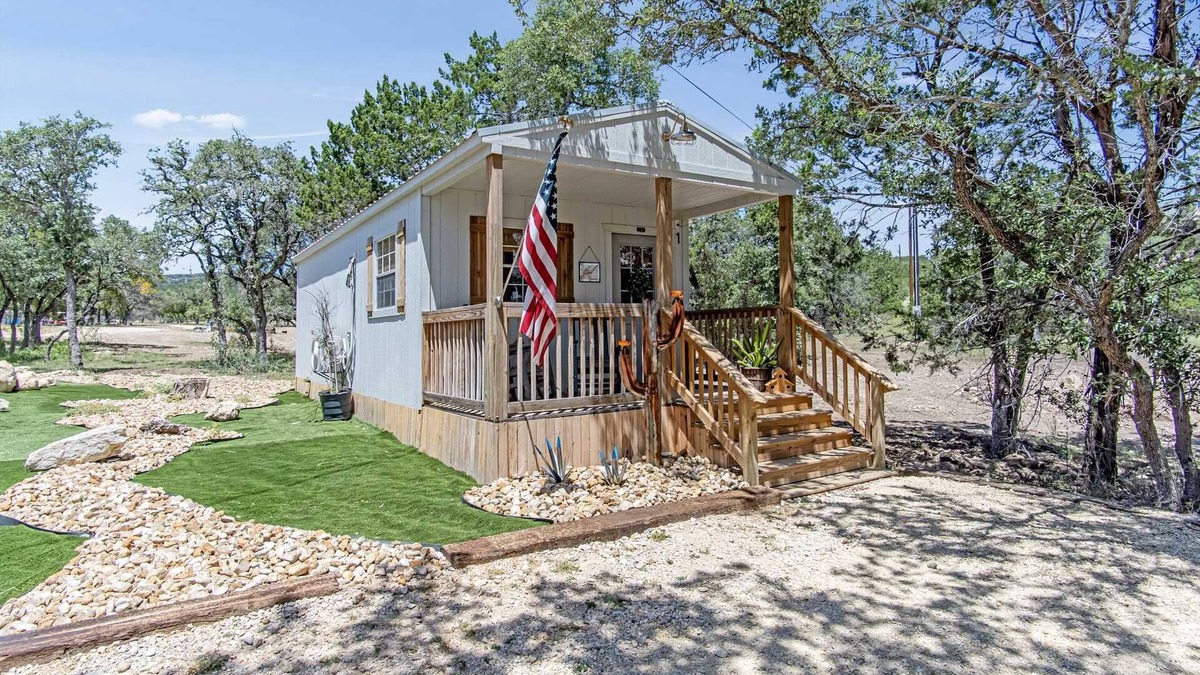 Bandera House | Lucky Star Ranch - Shooting Star