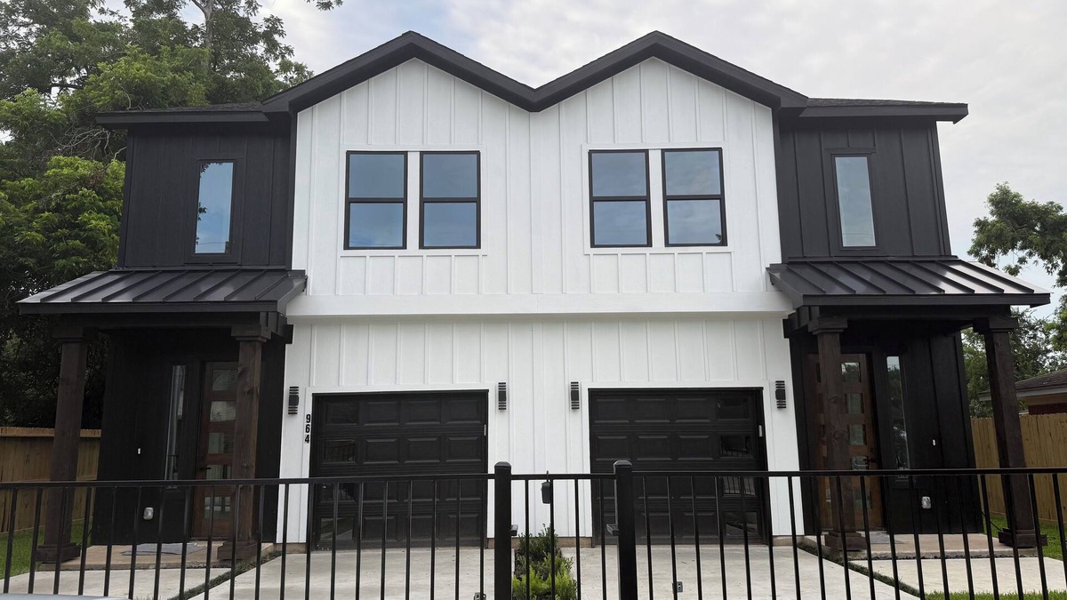 Northside House | Lucky Street Townhome in vibrant Houston
