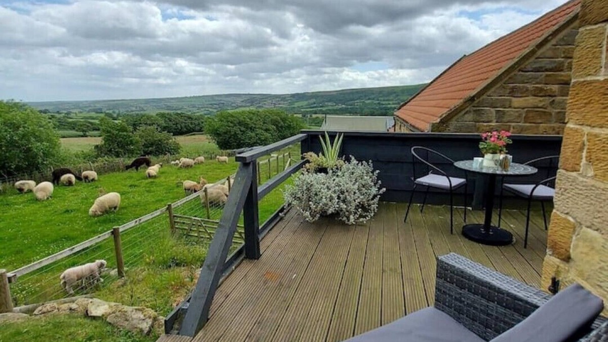 Briggswath Cottage | Luddie's Country Cottages - Poppy Cottage
