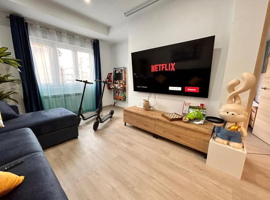 El Cristo y Buenavista Apartment | LUJO Proyector, Maquina Arcade, Wifi y Patinetes
