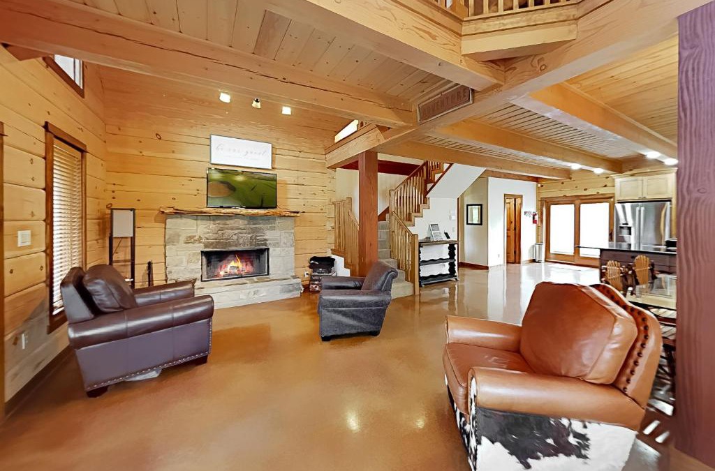 Canyon Lake House | Luke Lake Living