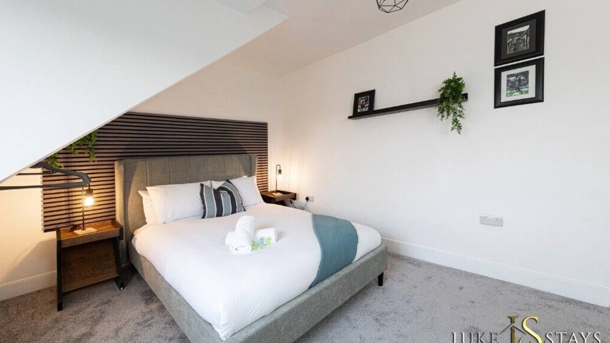 Newcastle-upon-Tyne House | Luke Stays - Welbeck Road